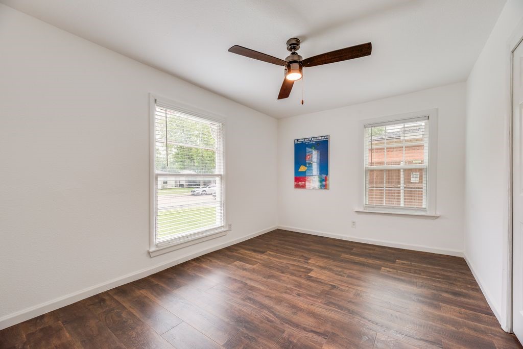 1406 Highland Street Mesquite TX 75149