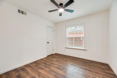 1406 Highland Street Mesquite TX 75149