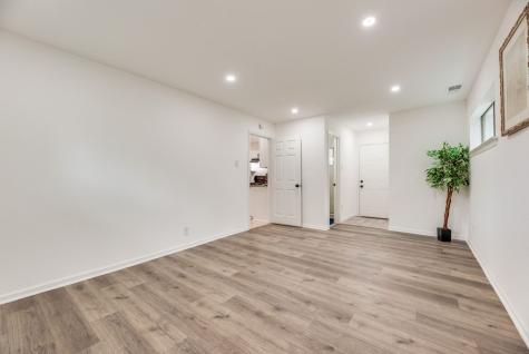 1406 Highland Street Mesquite TX 75149