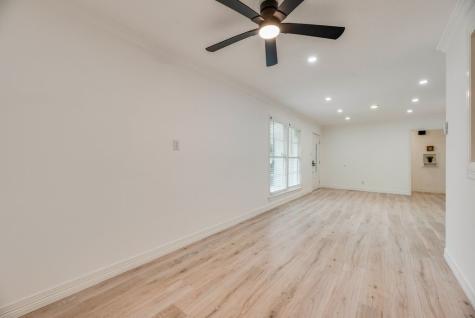 1406 Highland Street Mesquite TX 75149