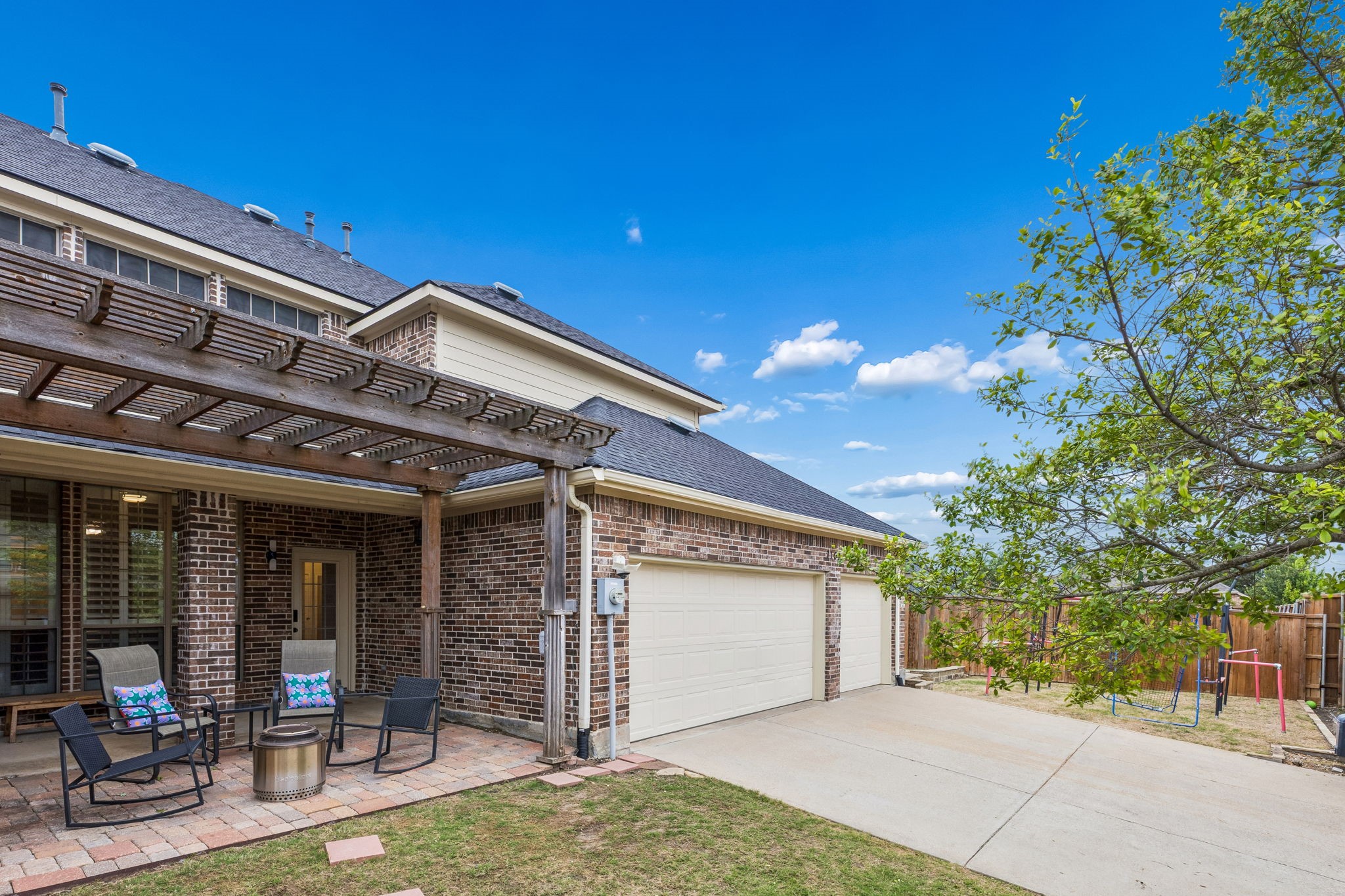 7109 New Bury Court Rowlett TX 75089