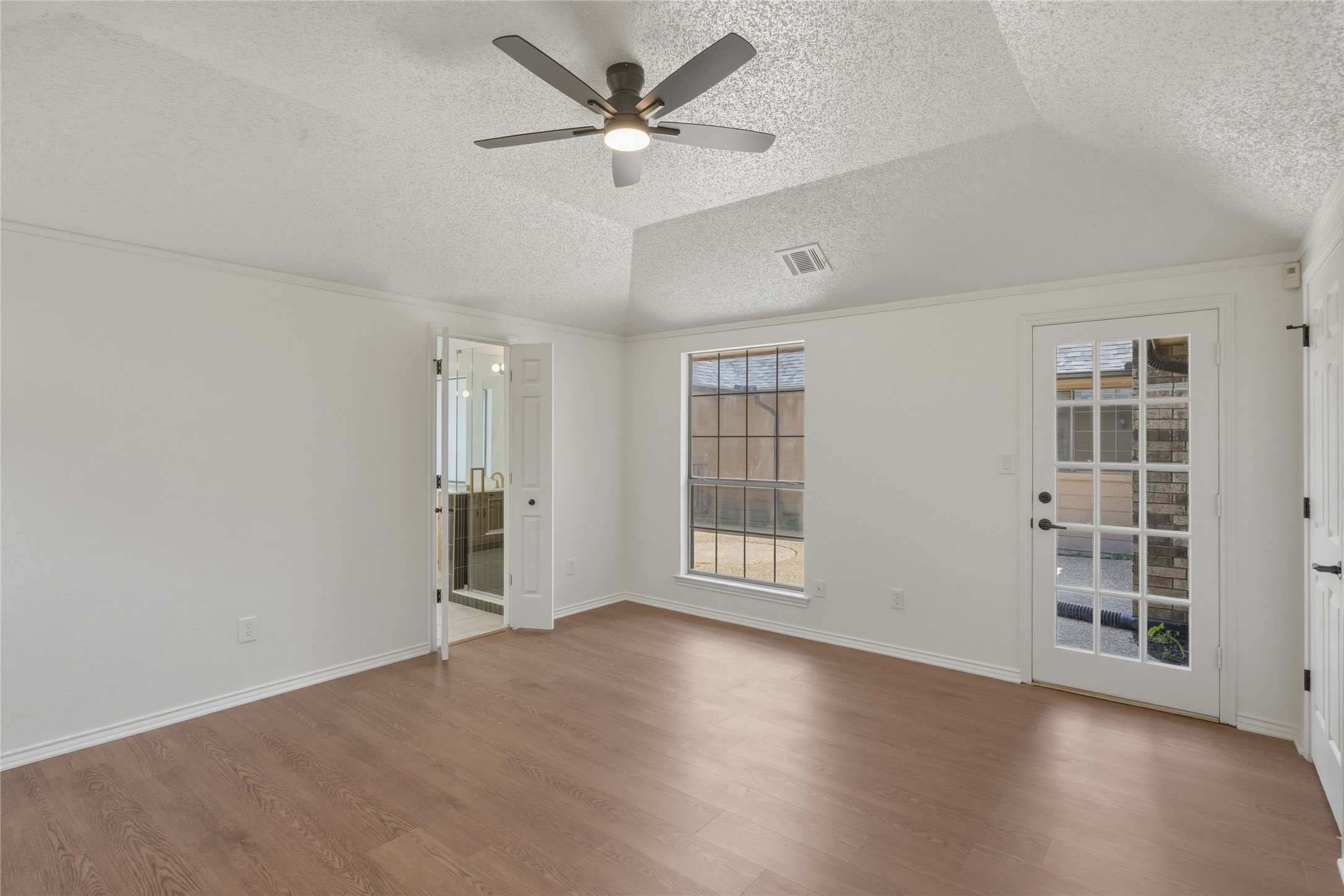 2226 Diamond Oaks Drive Garland TX 75044