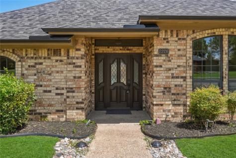 2226 Diamond Oaks Drive Garland TX 75044