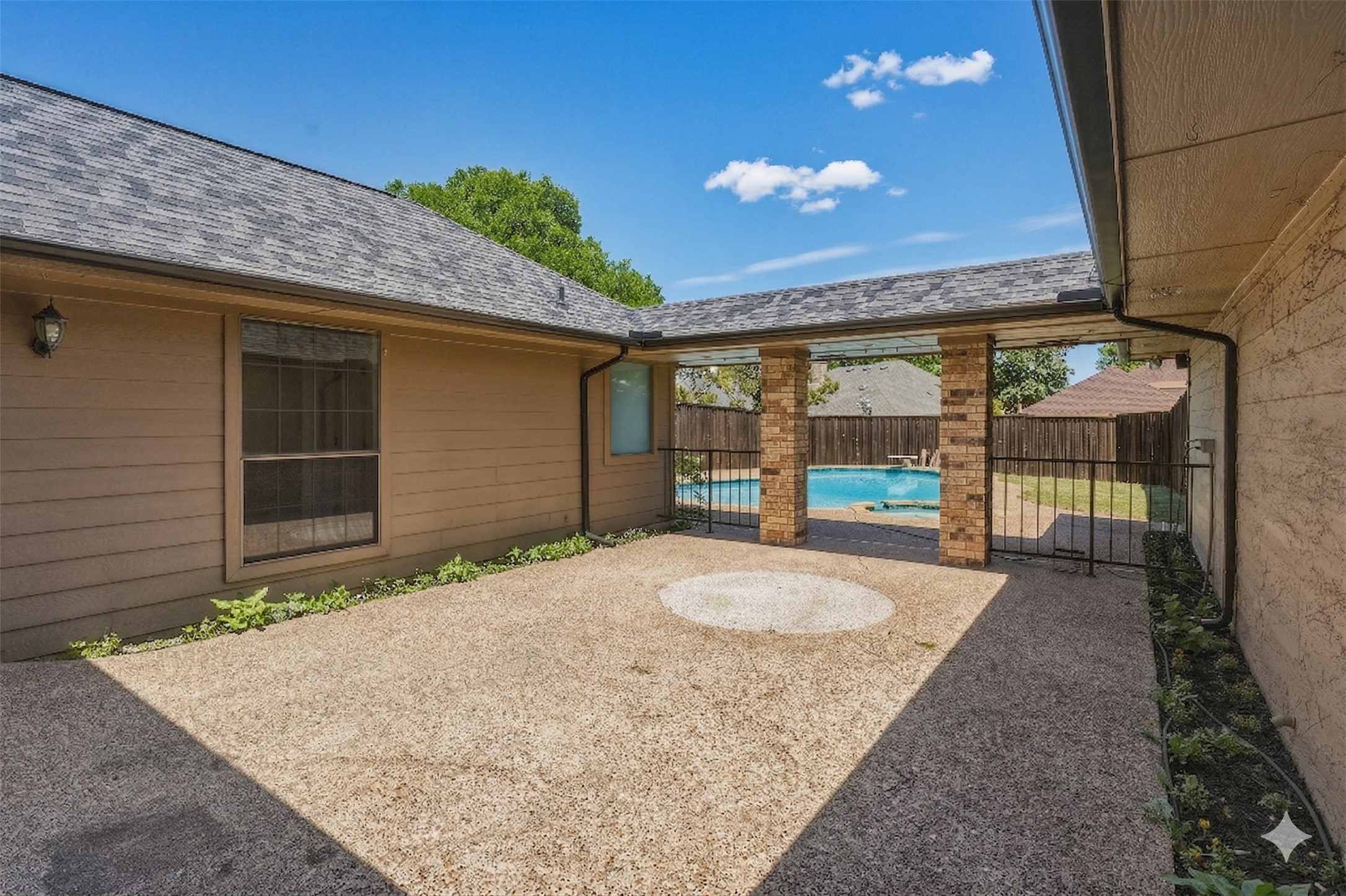 2226 Diamond Oaks Drive Garland TX 75044