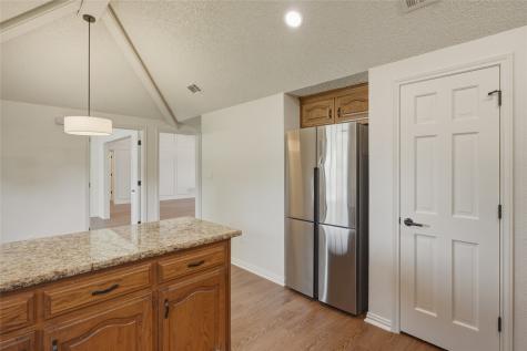 2226 Diamond Oaks Drive Garland TX 75044