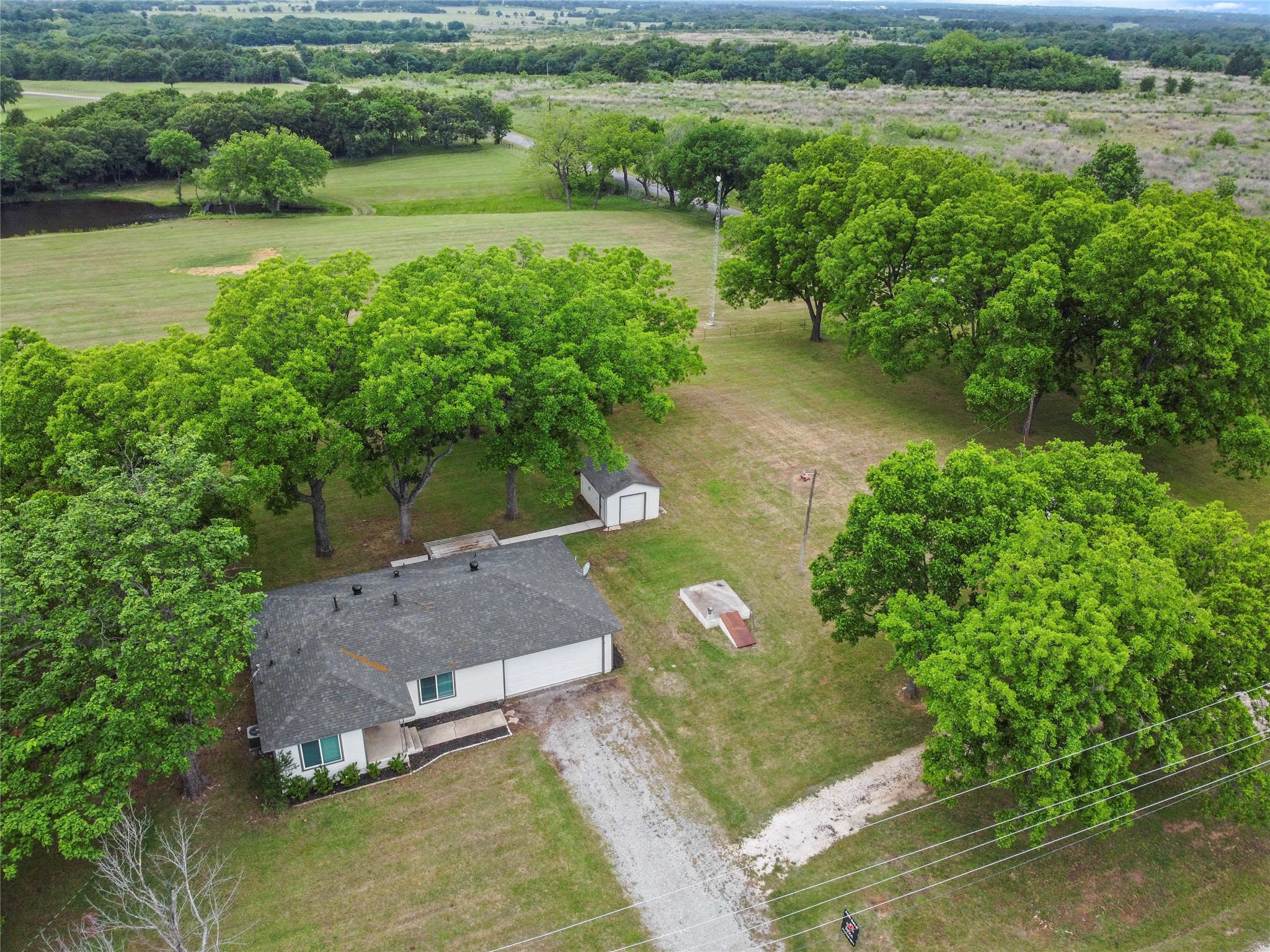 341 Reast Road Whitesboro TX 76273