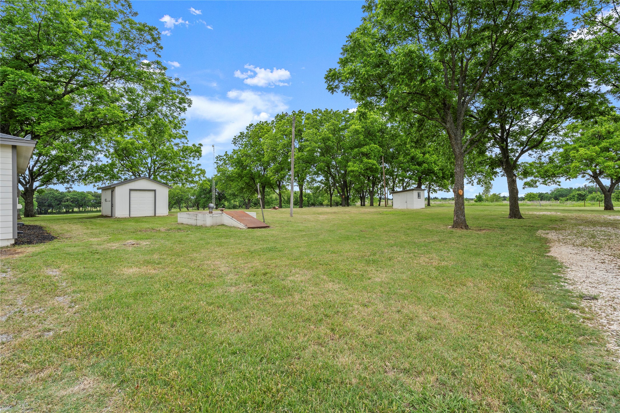 341 Reast Road Whitesboro TX 76273