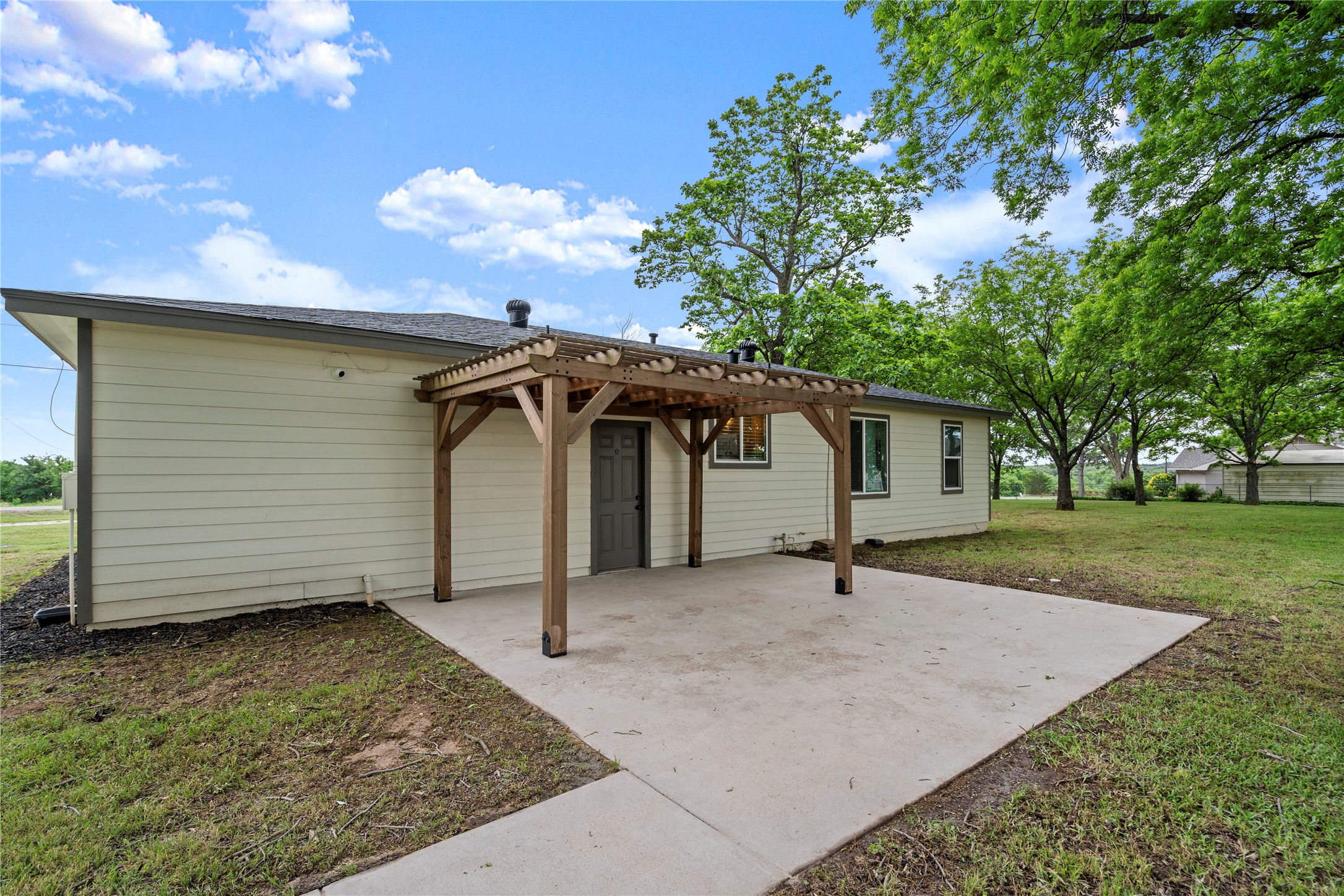 341 Reast Road Whitesboro TX 76273