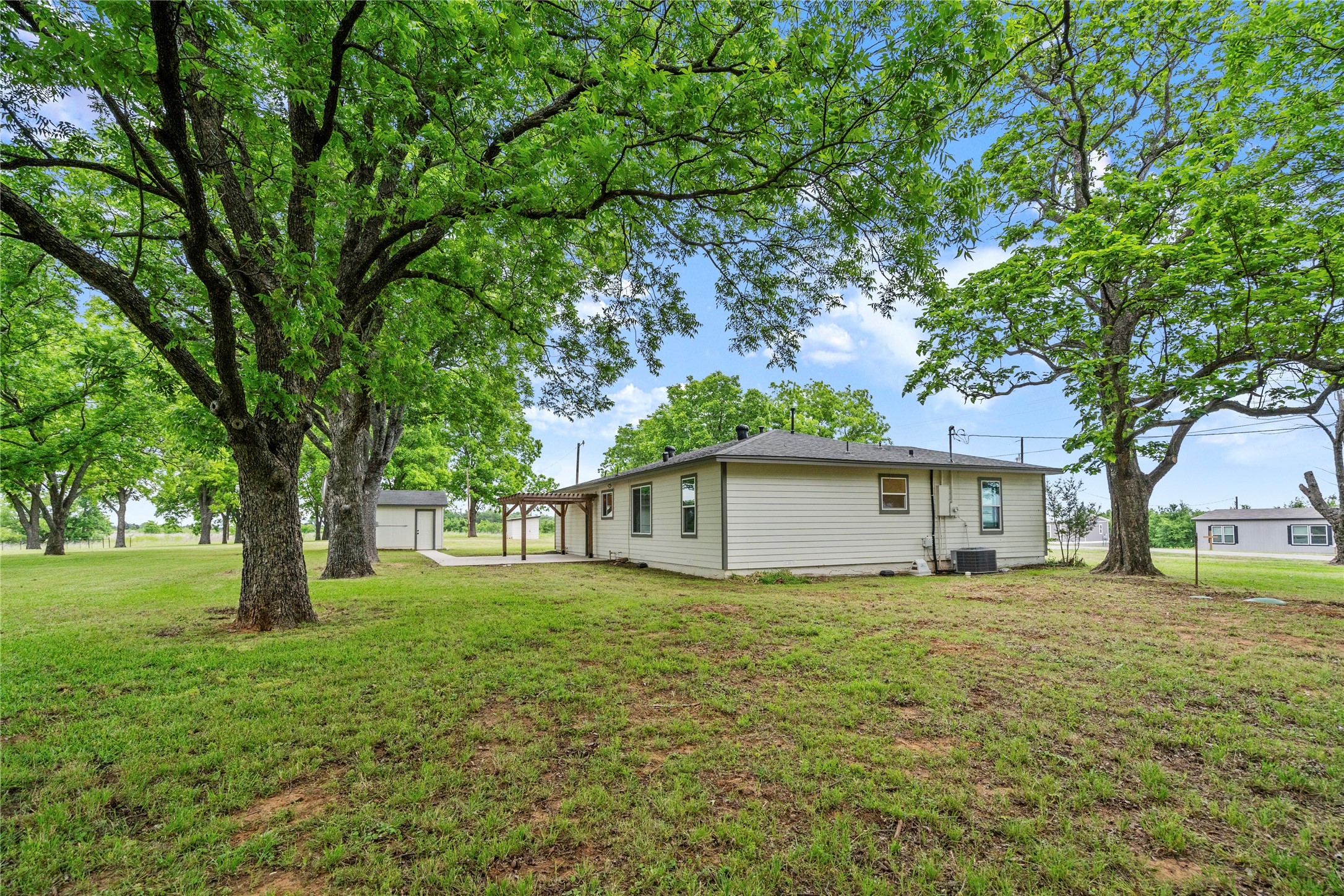 341 Reast Road Whitesboro TX 76273