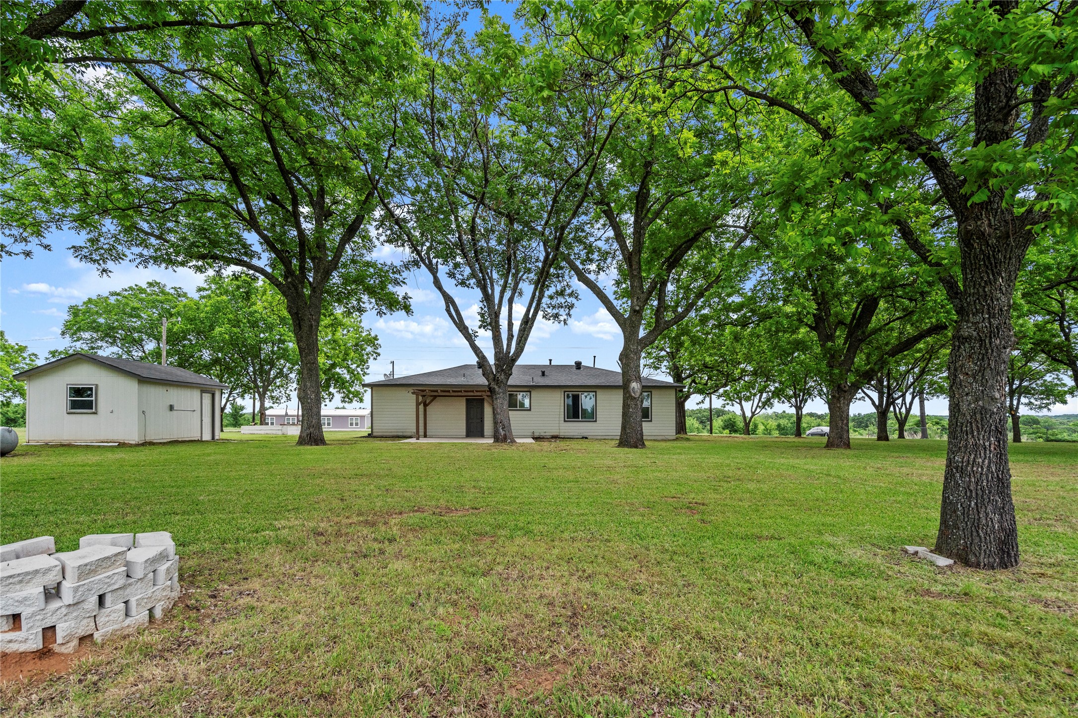 341 Reast Road Whitesboro TX 76273