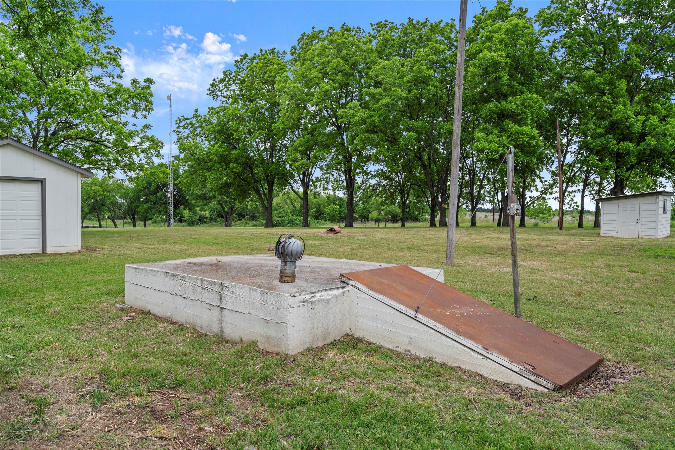 341 Reast Road Whitesboro TX 76273