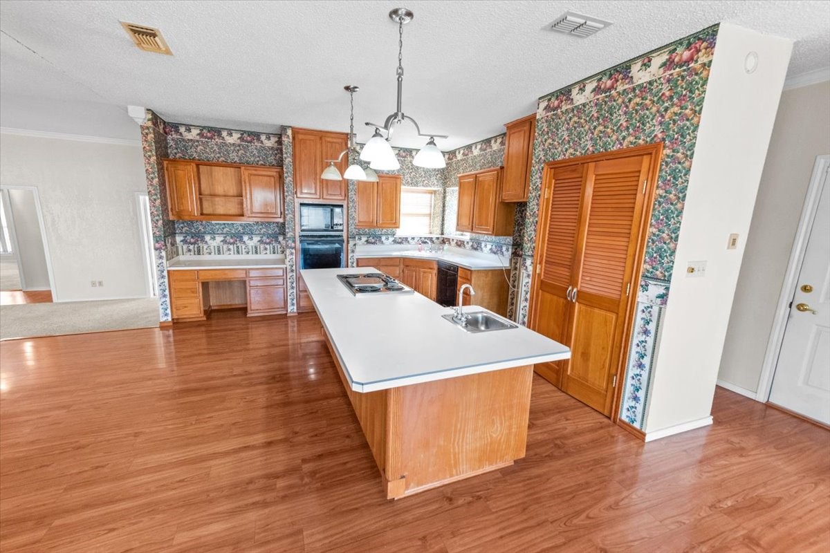 8600 County Road 530 Mansfield TX 76063