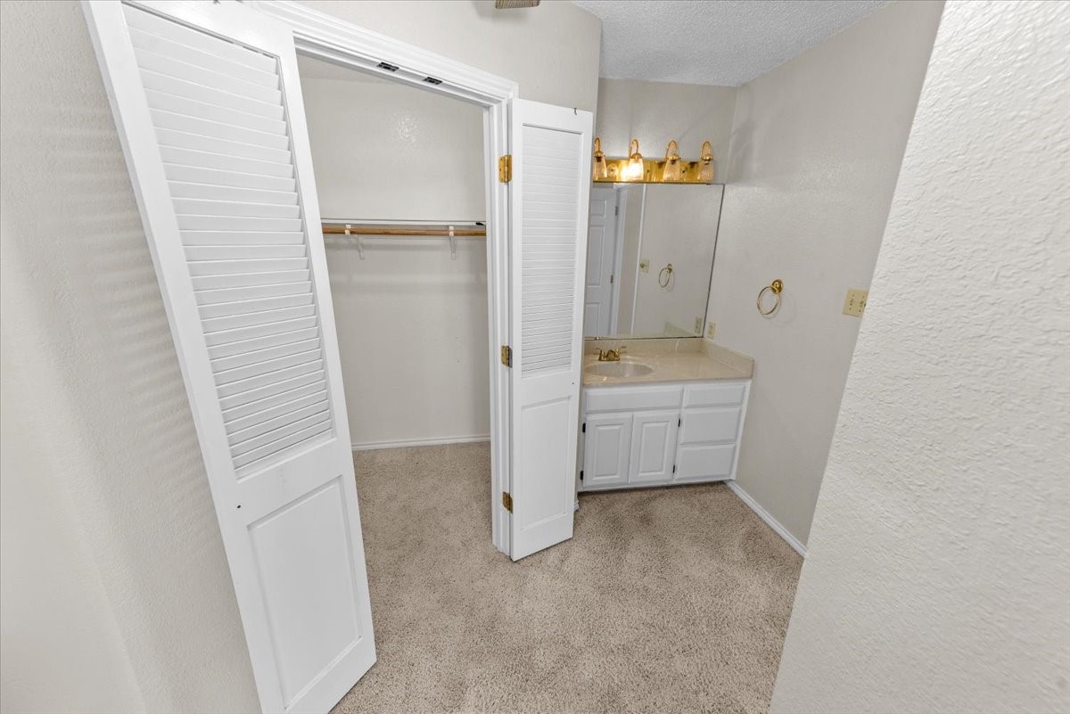 8600 County Road 530 Mansfield TX 76063