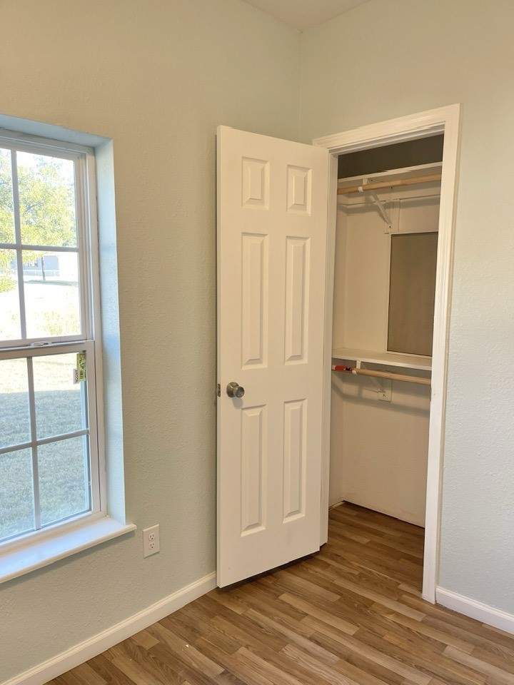 301 E 10th Street Coleman TX 76834