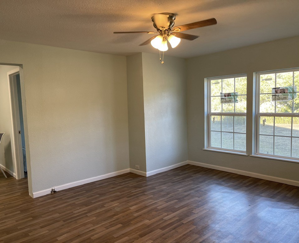 301 E 10th Street Coleman TX 76834