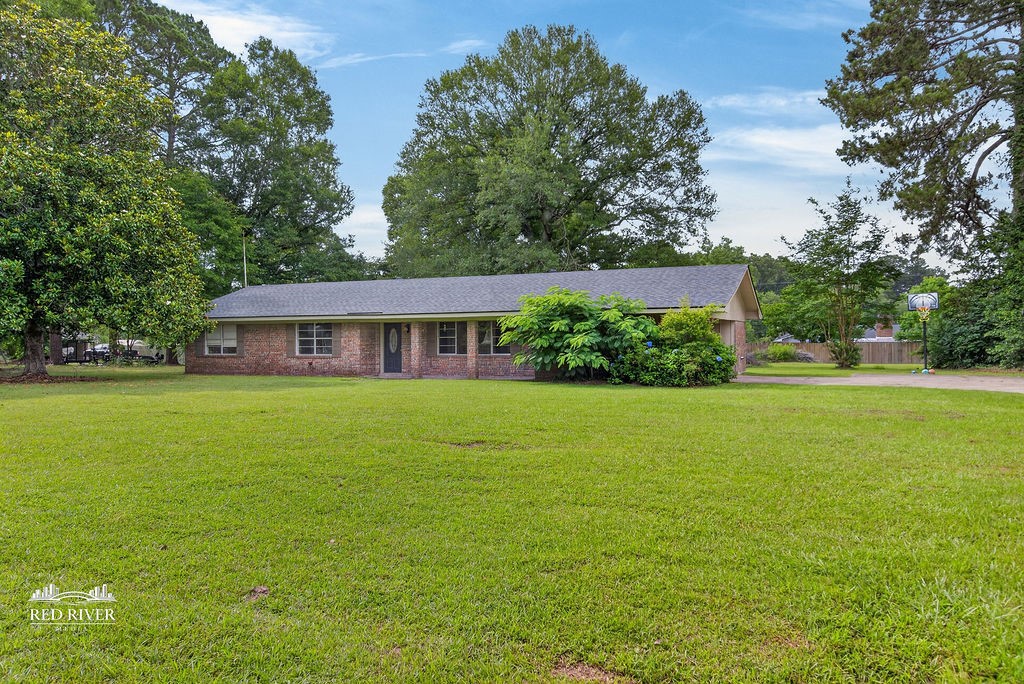 193 5th Avenue Sibley LA 71073