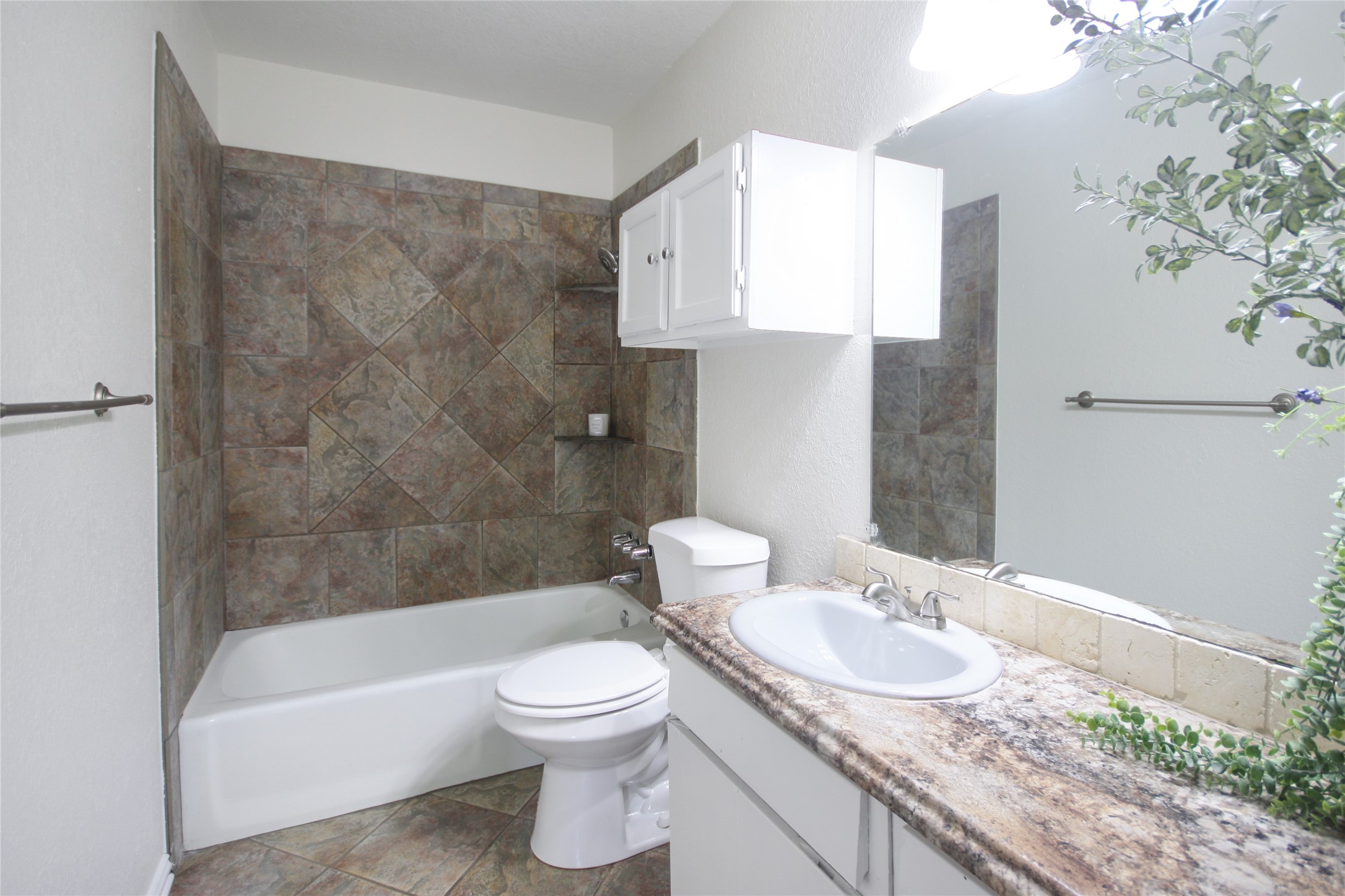 703 N Douglas Avenue Cleburne TX 76033