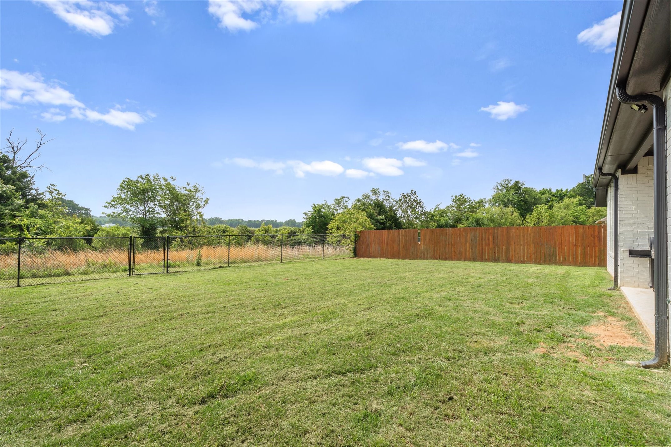 1883 Meadowview Canton TX 75103