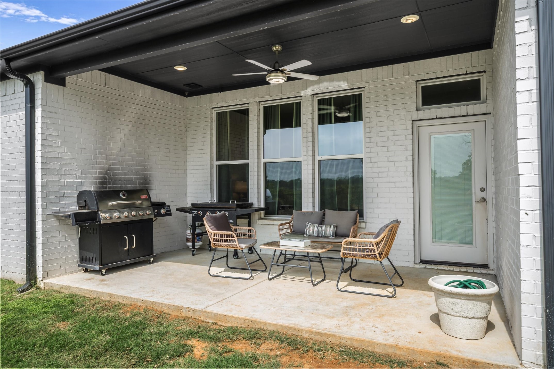 1883 Meadowview Canton TX 75103