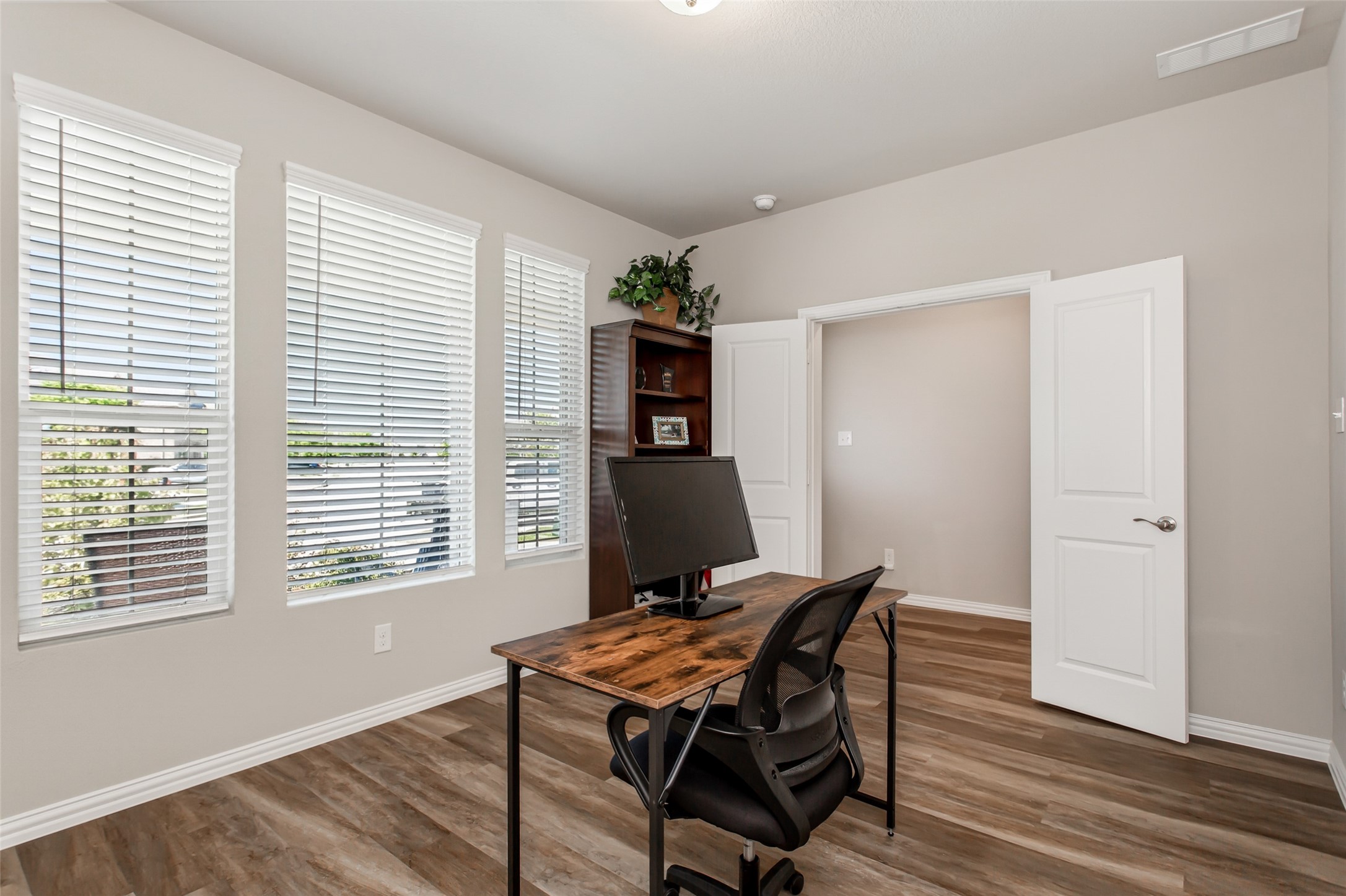 3020 Prairie Trail Avenue Aubrey TX 76227