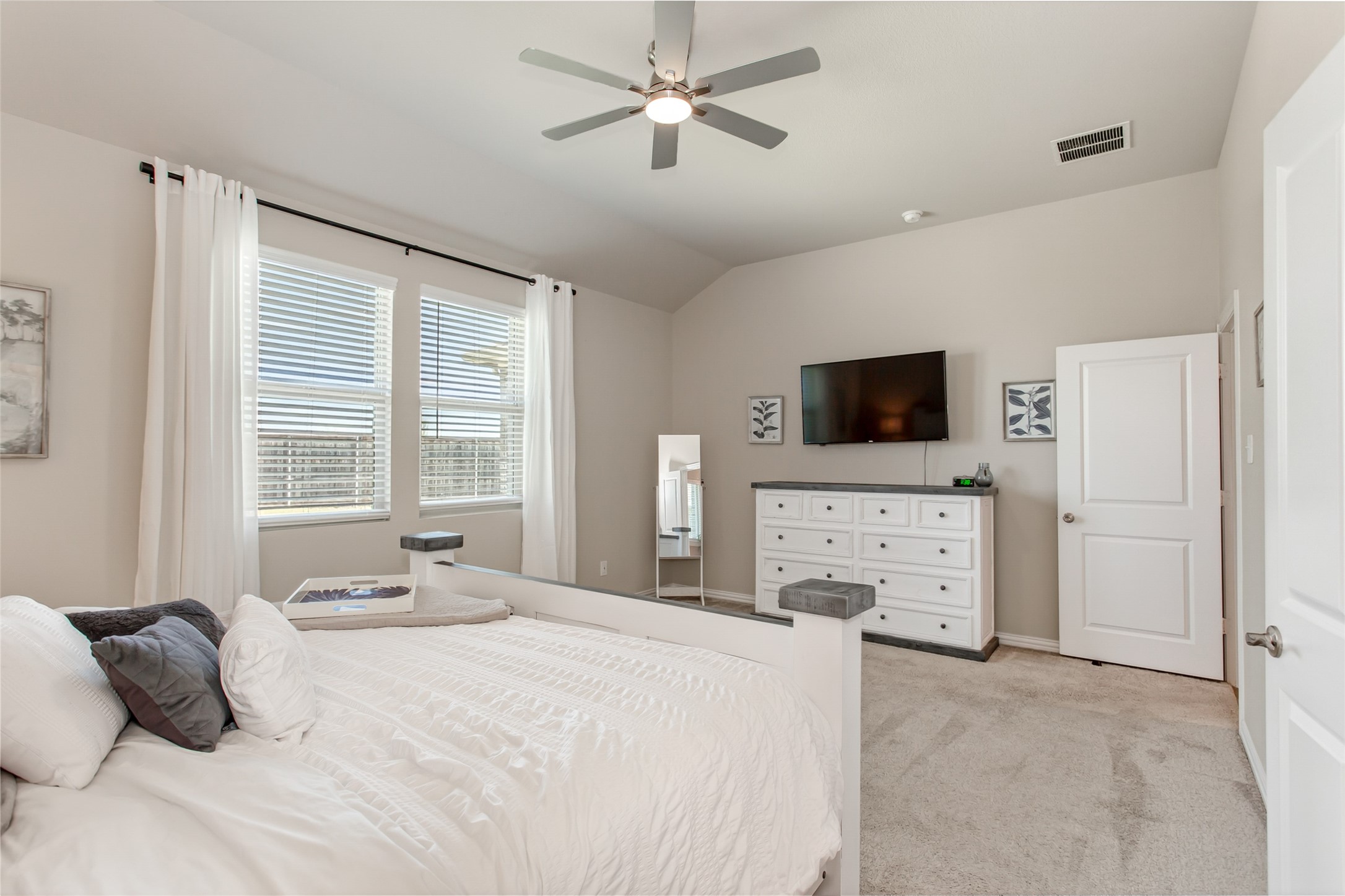 3020 Prairie Trail Avenue Aubrey TX 76227