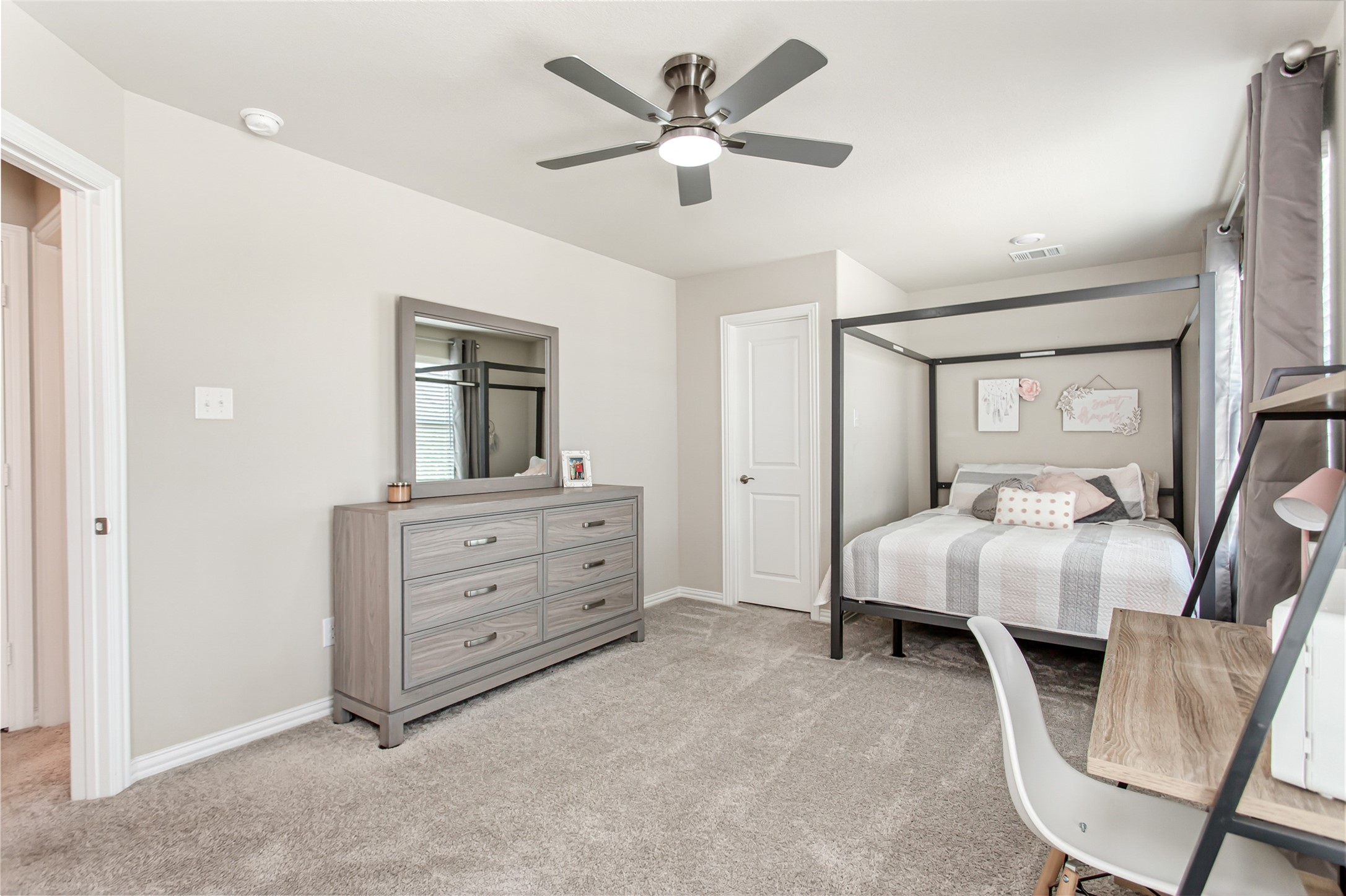 3020 Prairie Trail Avenue Aubrey TX 76227
