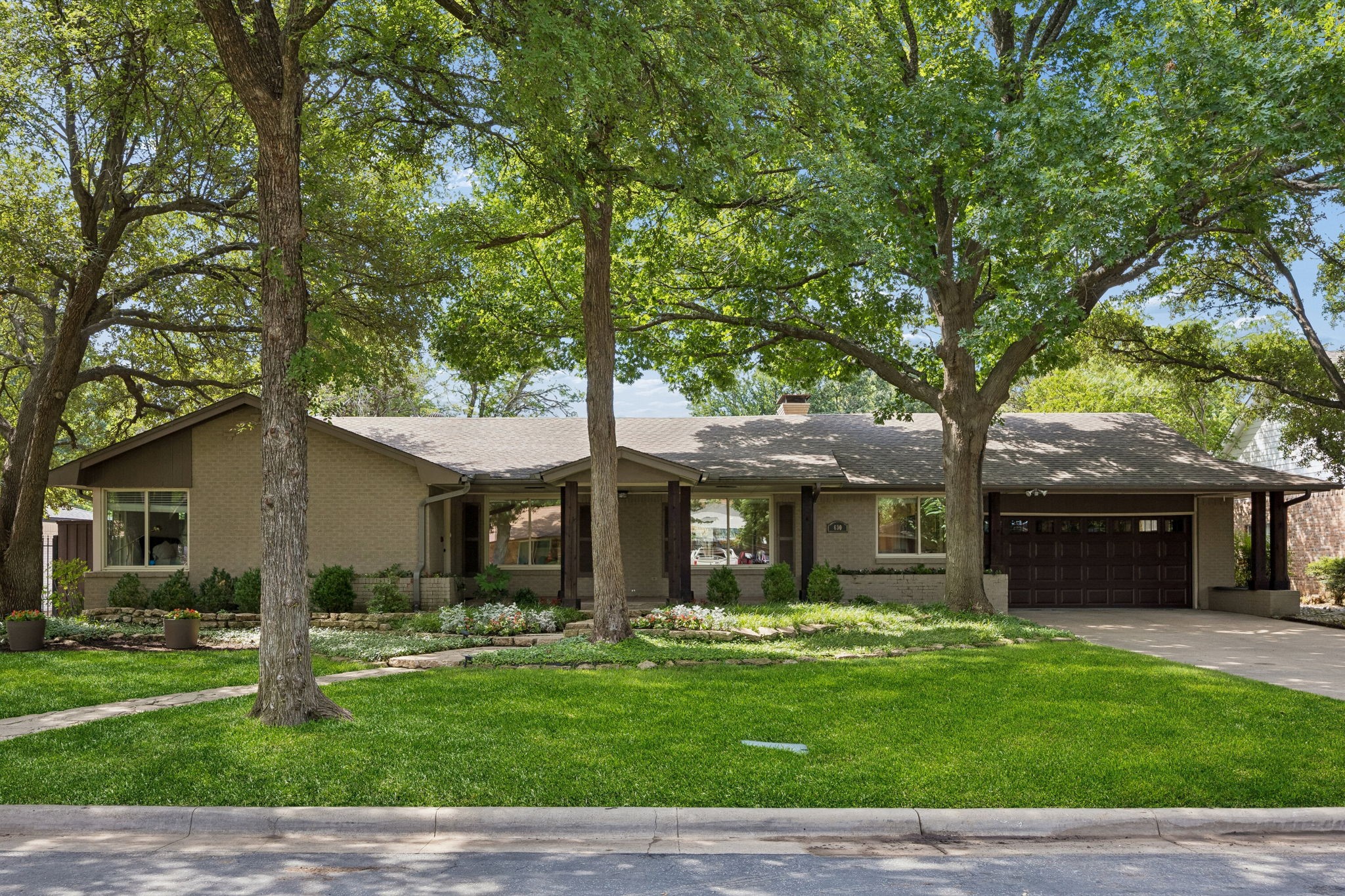 630 Mayrant Drive Dallas TX 75224