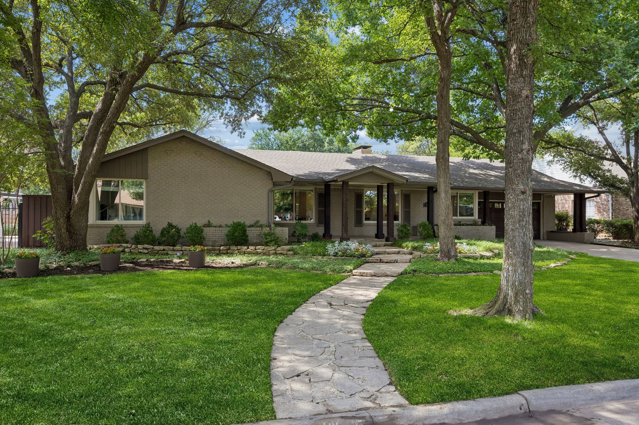 630 Mayrant Drive Dallas TX 75224