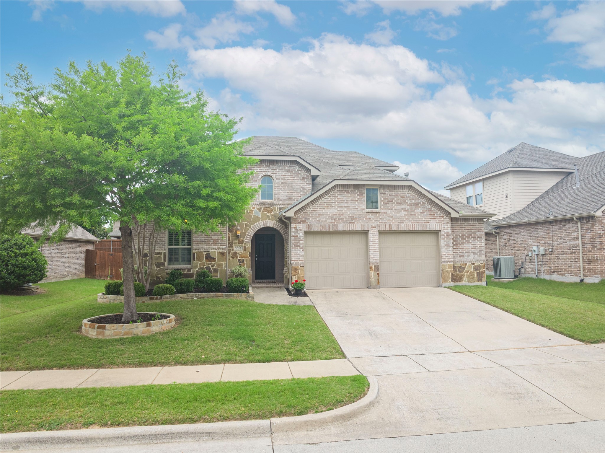 5320 Grovewood Drive Mckinney TX 75071