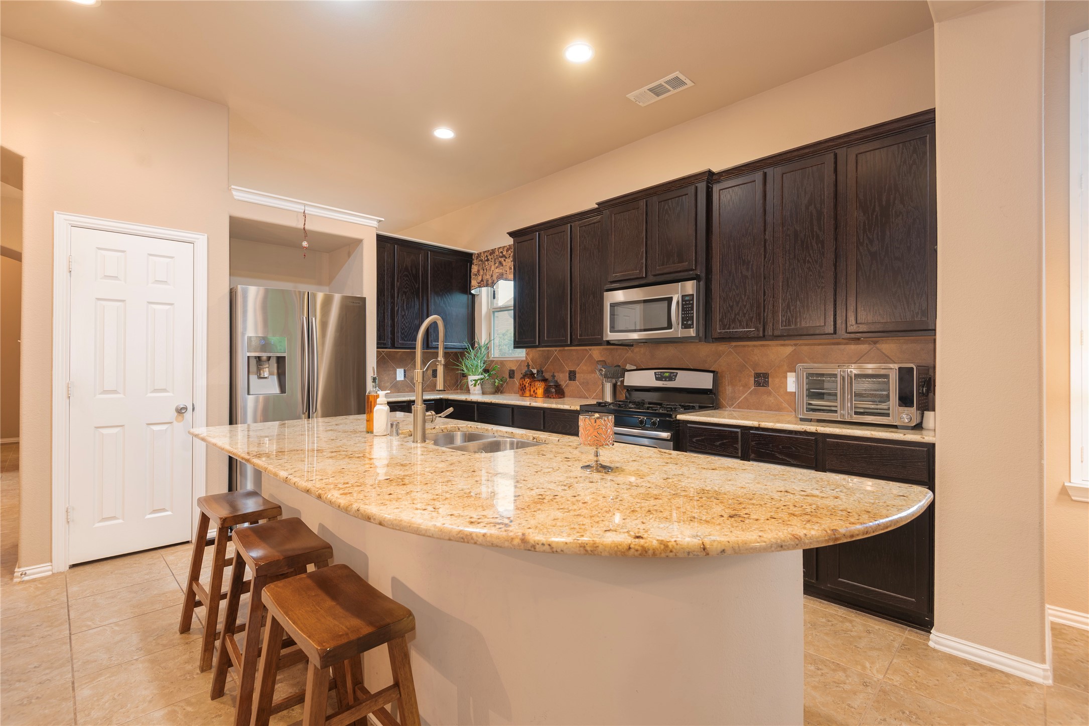 5320 Grovewood Drive Mckinney TX 75071