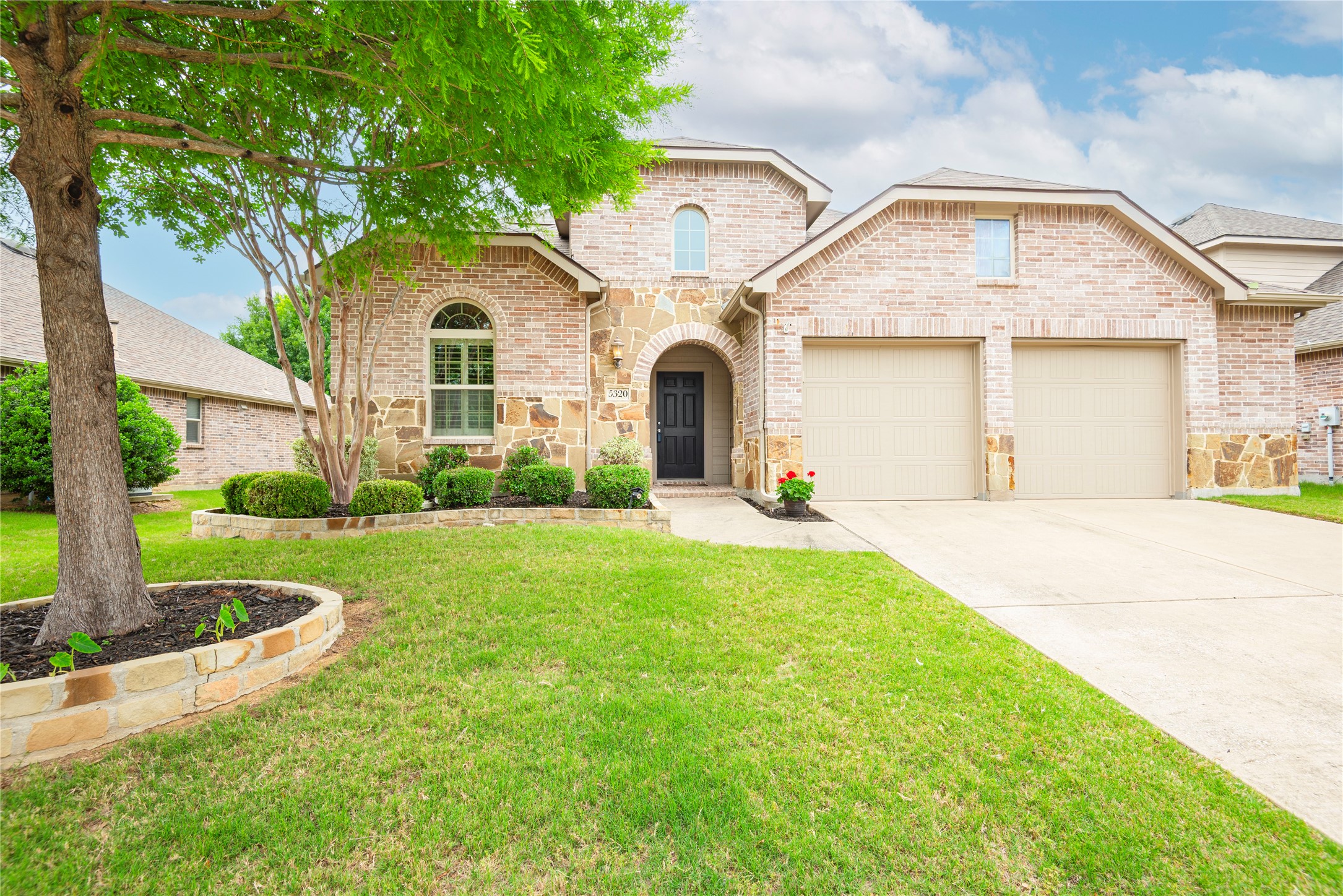 5320 Grovewood Drive Mckinney TX 75071
