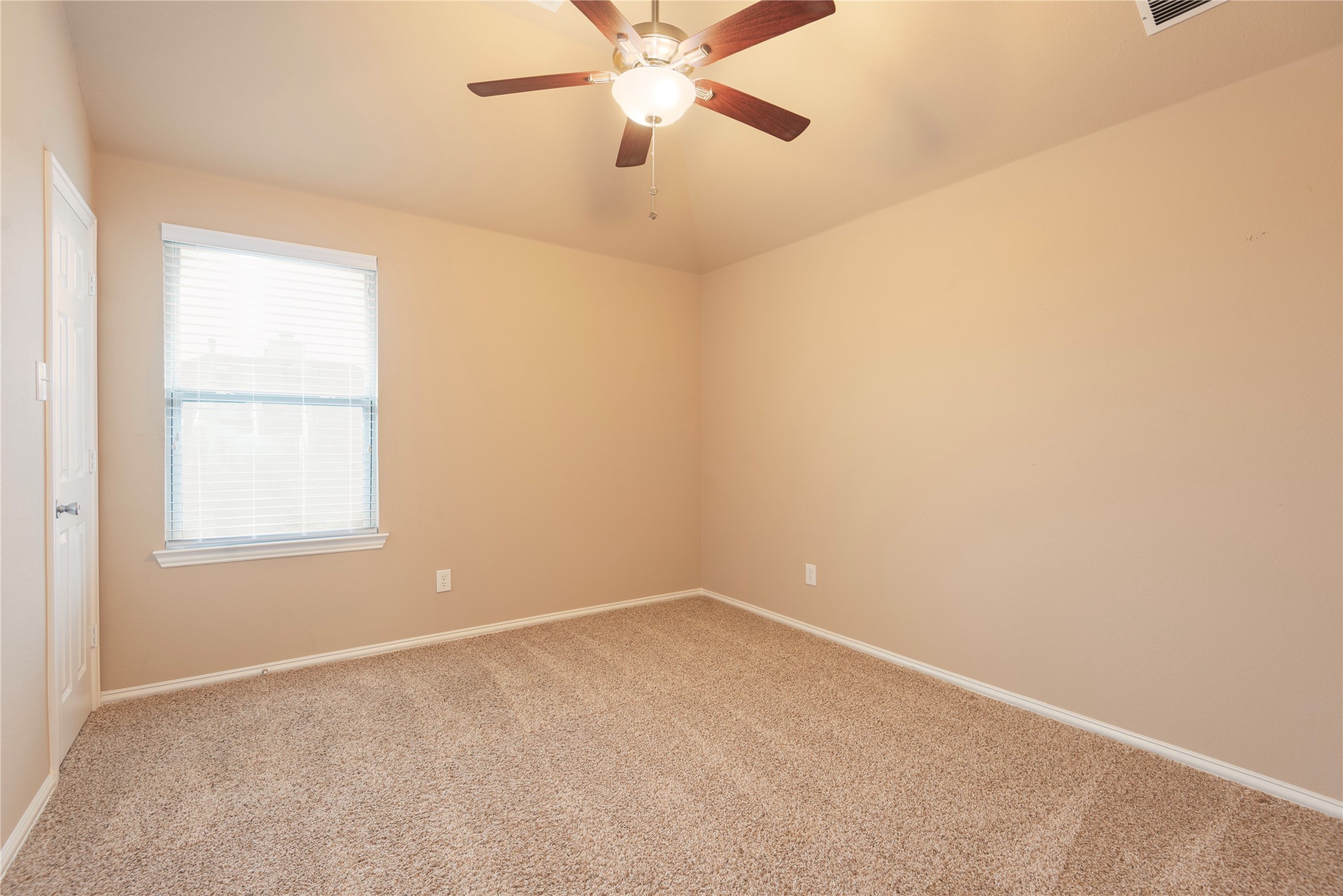 5320 Grovewood Drive Mckinney TX 75071