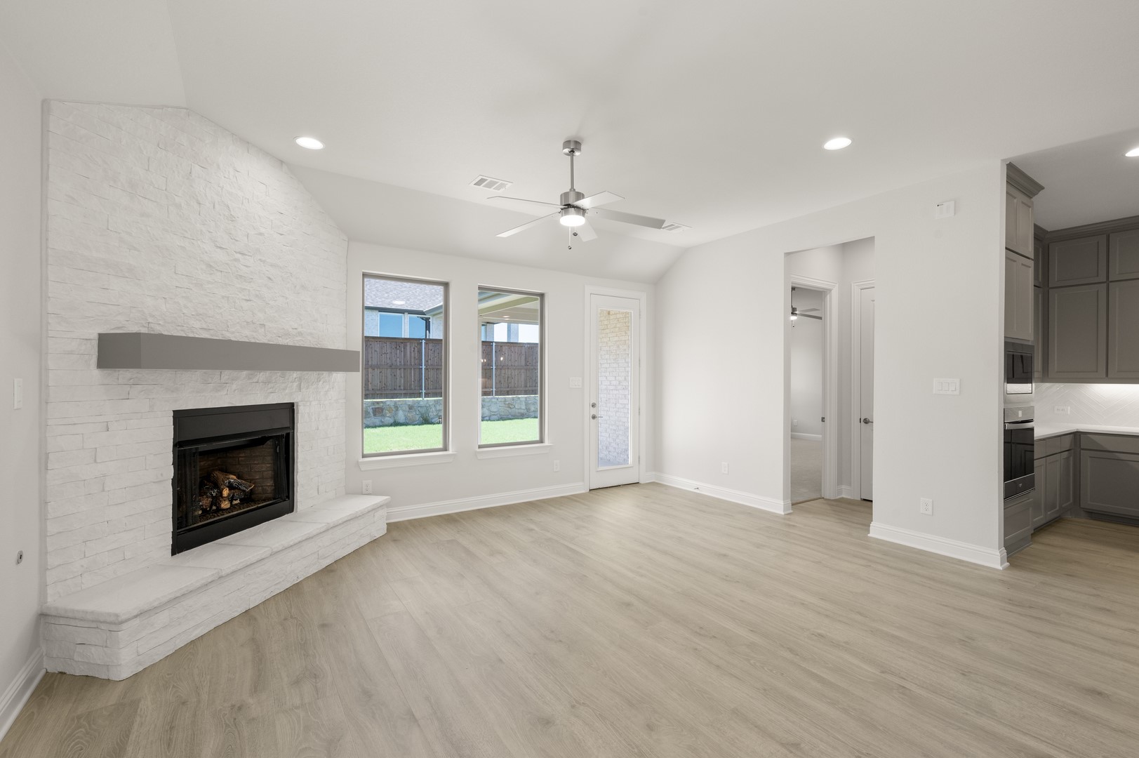 1409 Ripple Glass Road Midlothian TX 76065