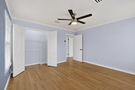 1705 Mariposa Drive Dallas TX 75228