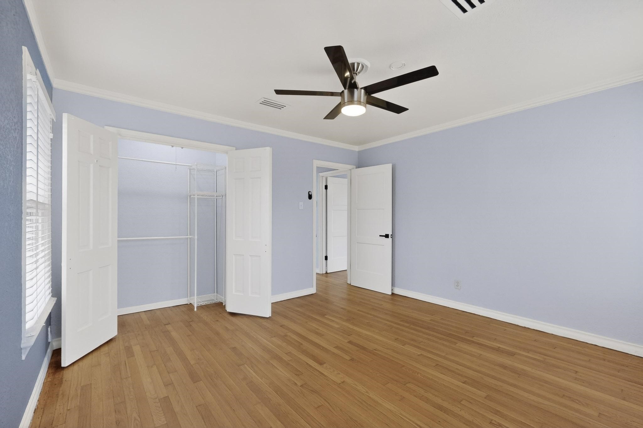 1705 Mariposa Drive Dallas TX 75228