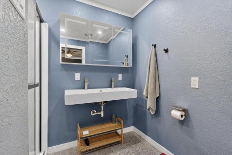 1705 Mariposa Drive Dallas TX 75228