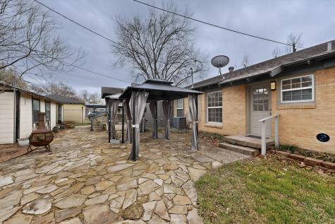 1705 Mariposa Drive Dallas TX 75228