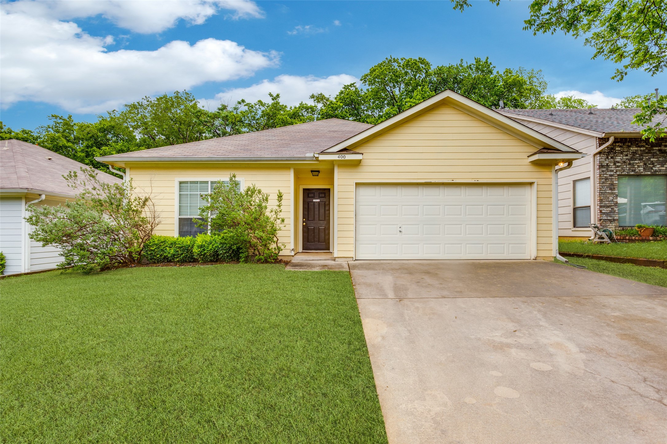 400 Stockard Street Lake Dallas TX 75065