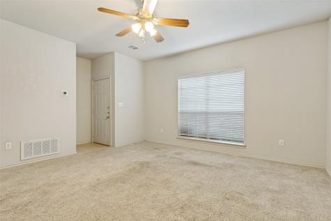 400 Stockard Street Lake Dallas TX 75065