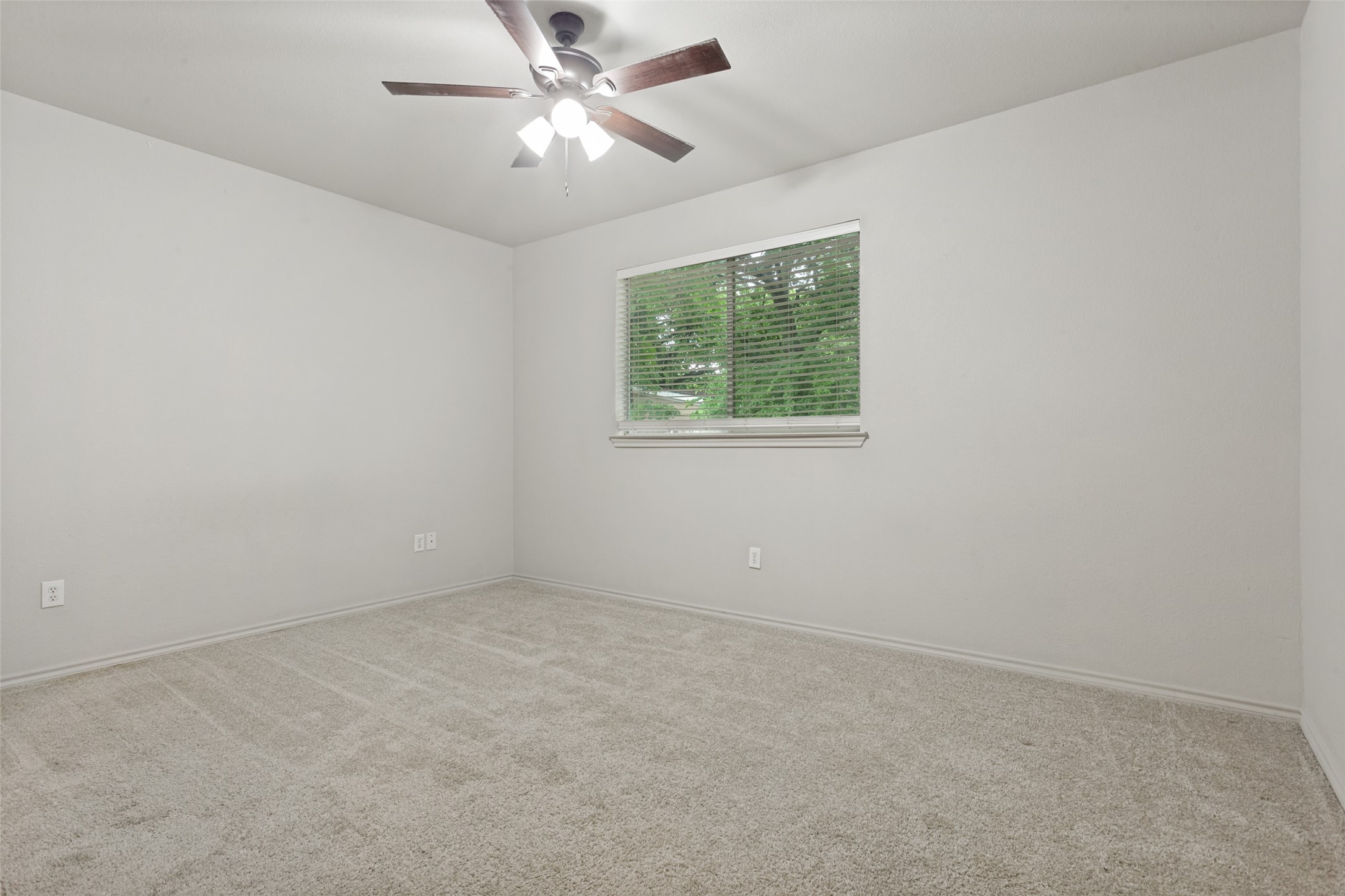 400 Stockard Street Lake Dallas TX 75065