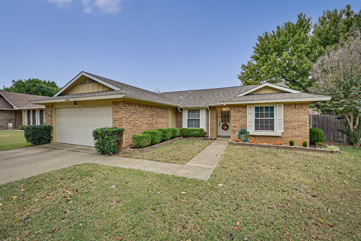 4208 Annies Lane Arlington TX 76016