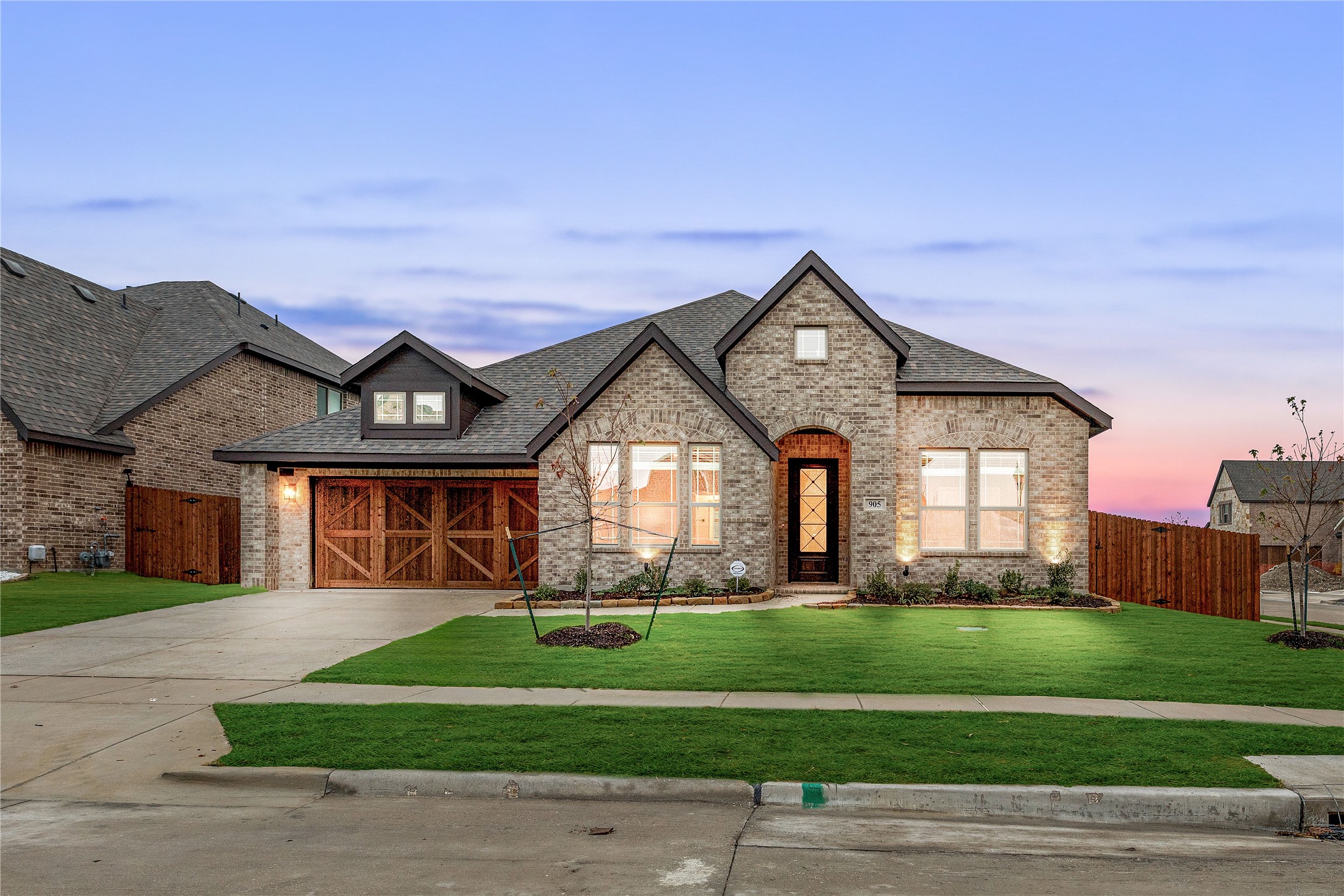905 Denham Drive Red Oak TX 75154