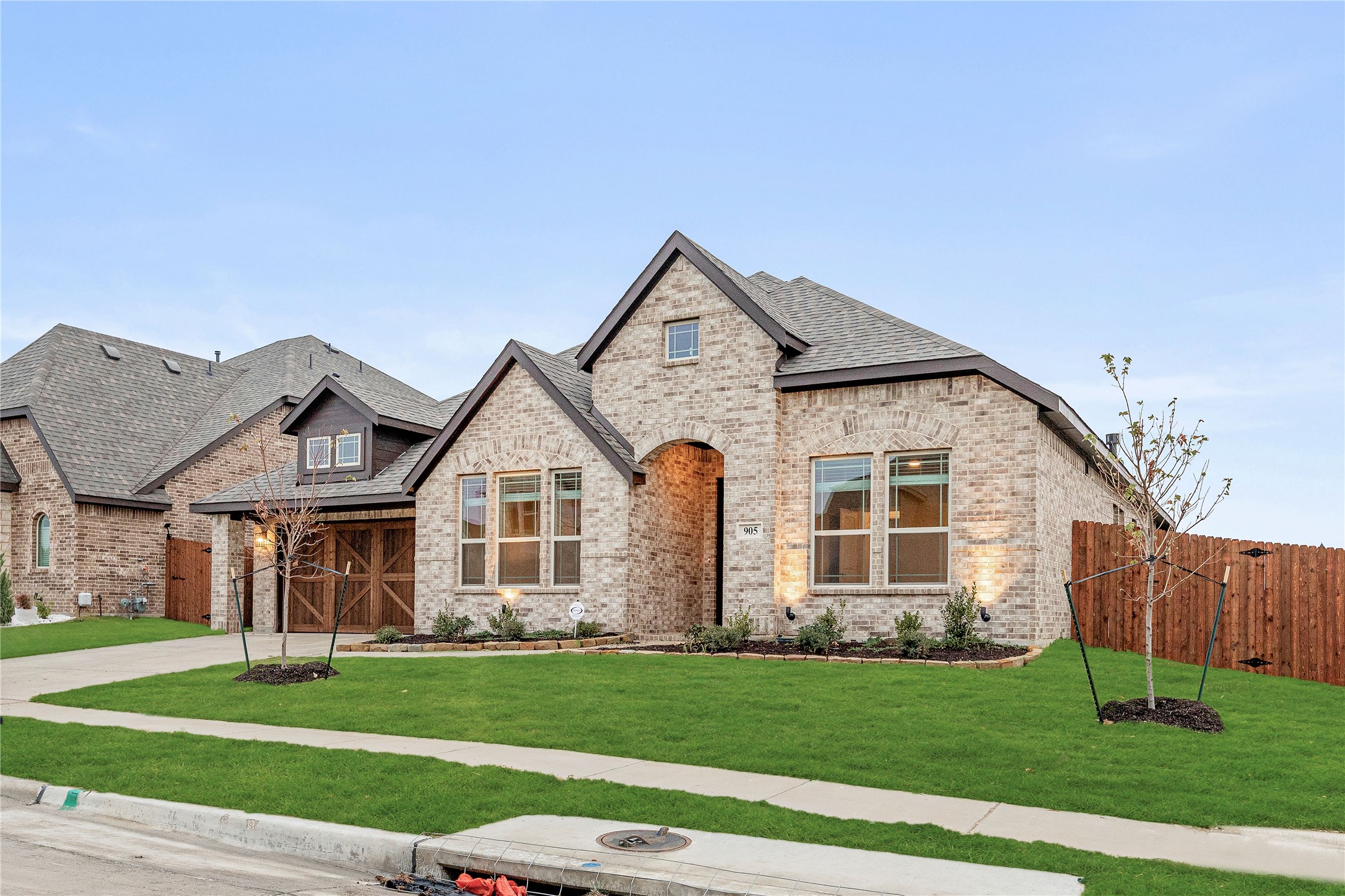 905 Denham Drive Red Oak TX 75154