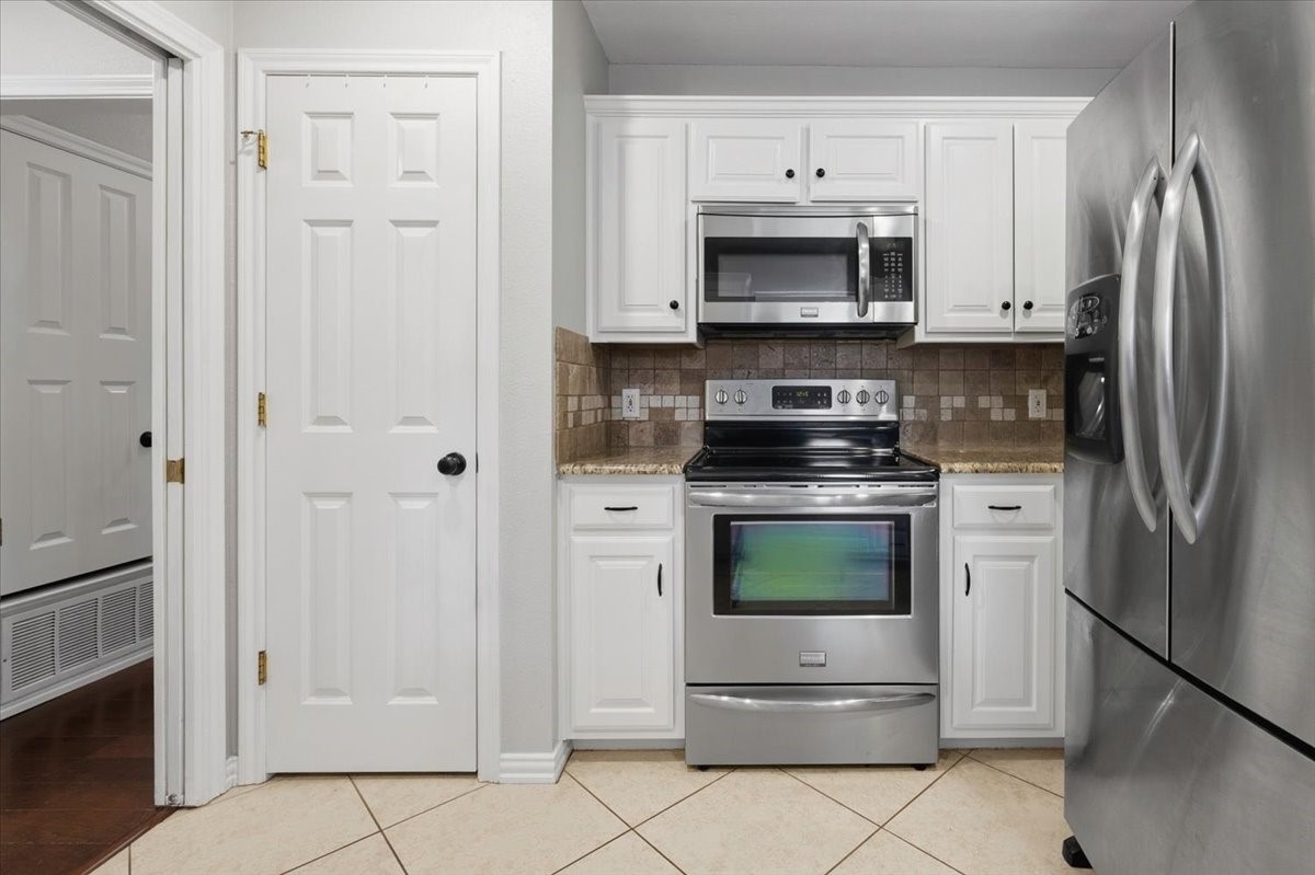 1325 Rio Grande Drive Benbrook TX 76126