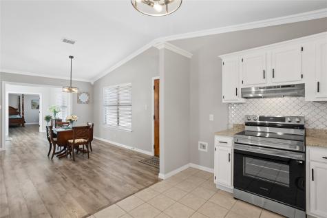 938 Amsden Street Denison TX 75020