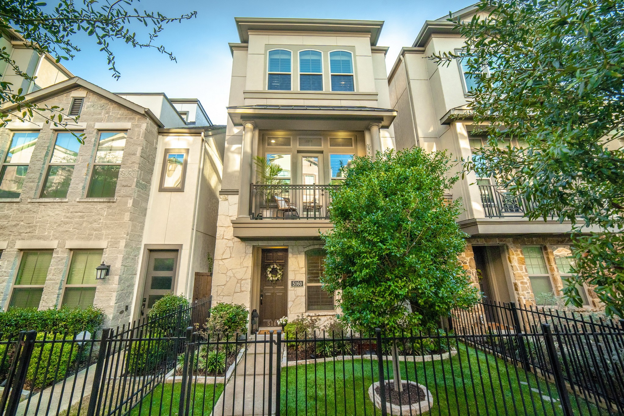 5160 Artemesia Lane Dallas TX 75209