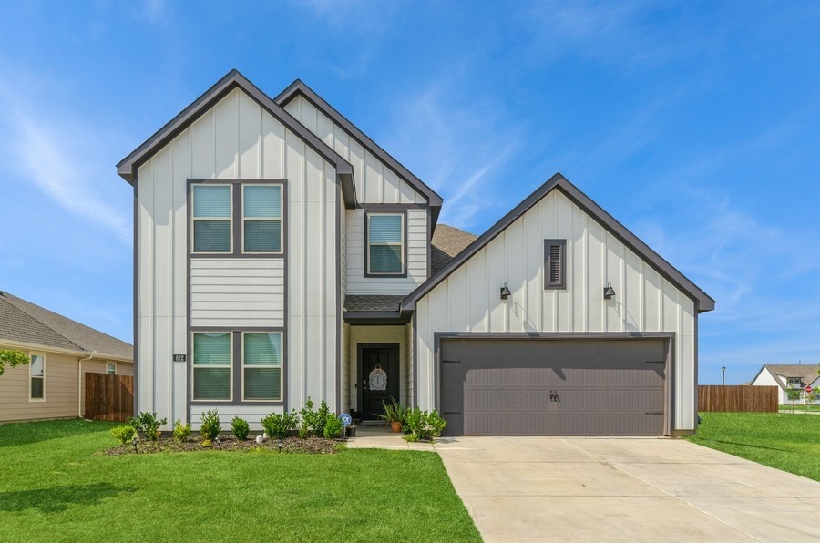 822 Amelia Court Pilot Point TX 76258