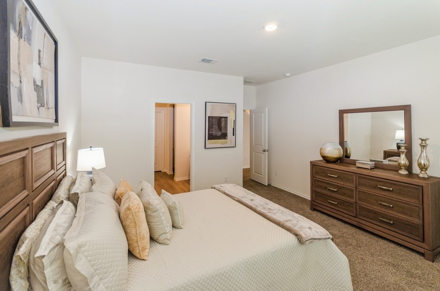 822 Amelia Court Pilot Point TX 76258