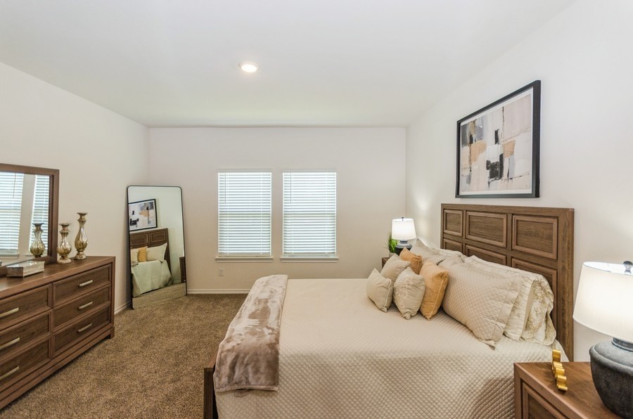 822 Amelia Court Pilot Point TX 76258