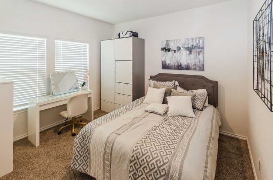 822 Amelia Court Pilot Point TX 76258